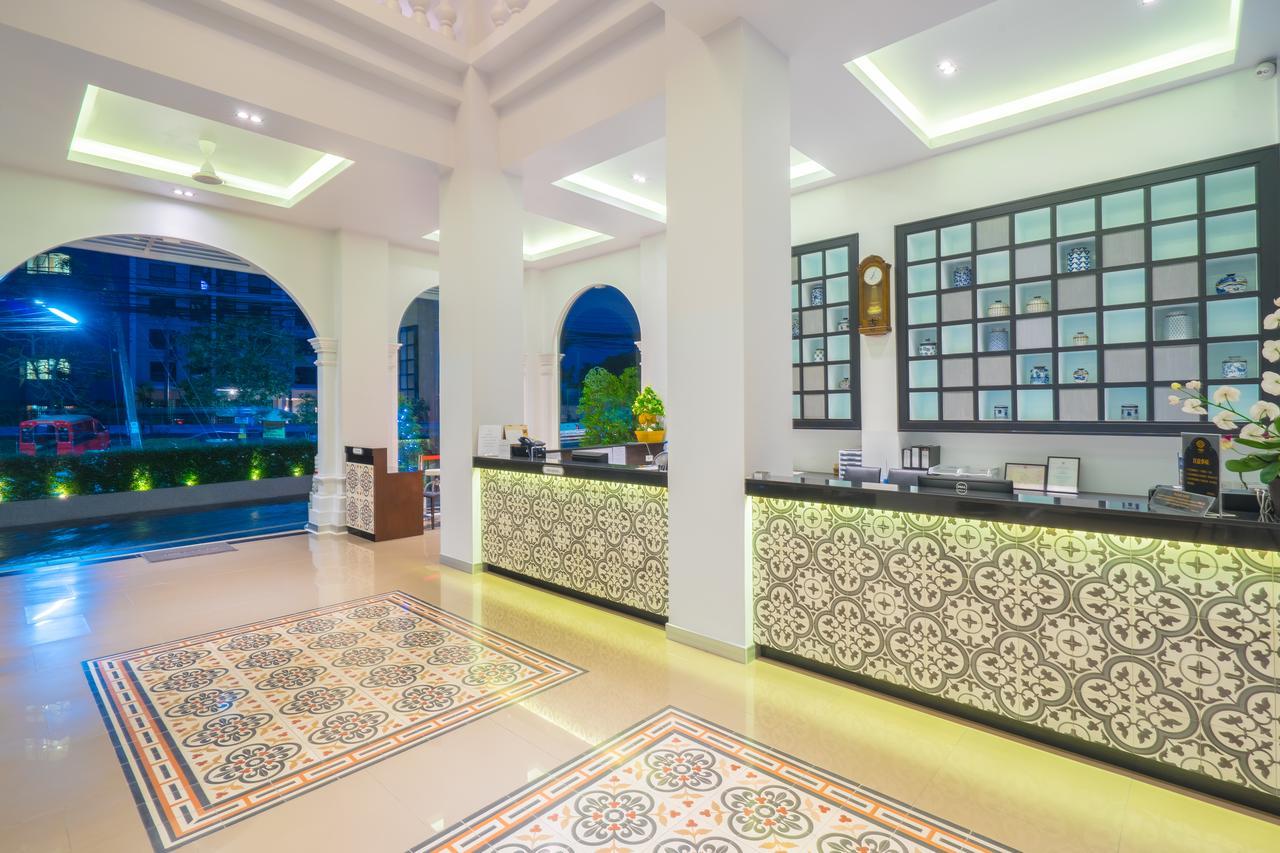 Vapa Hotel - Sha Extra Plus Phuket Exterior foto
